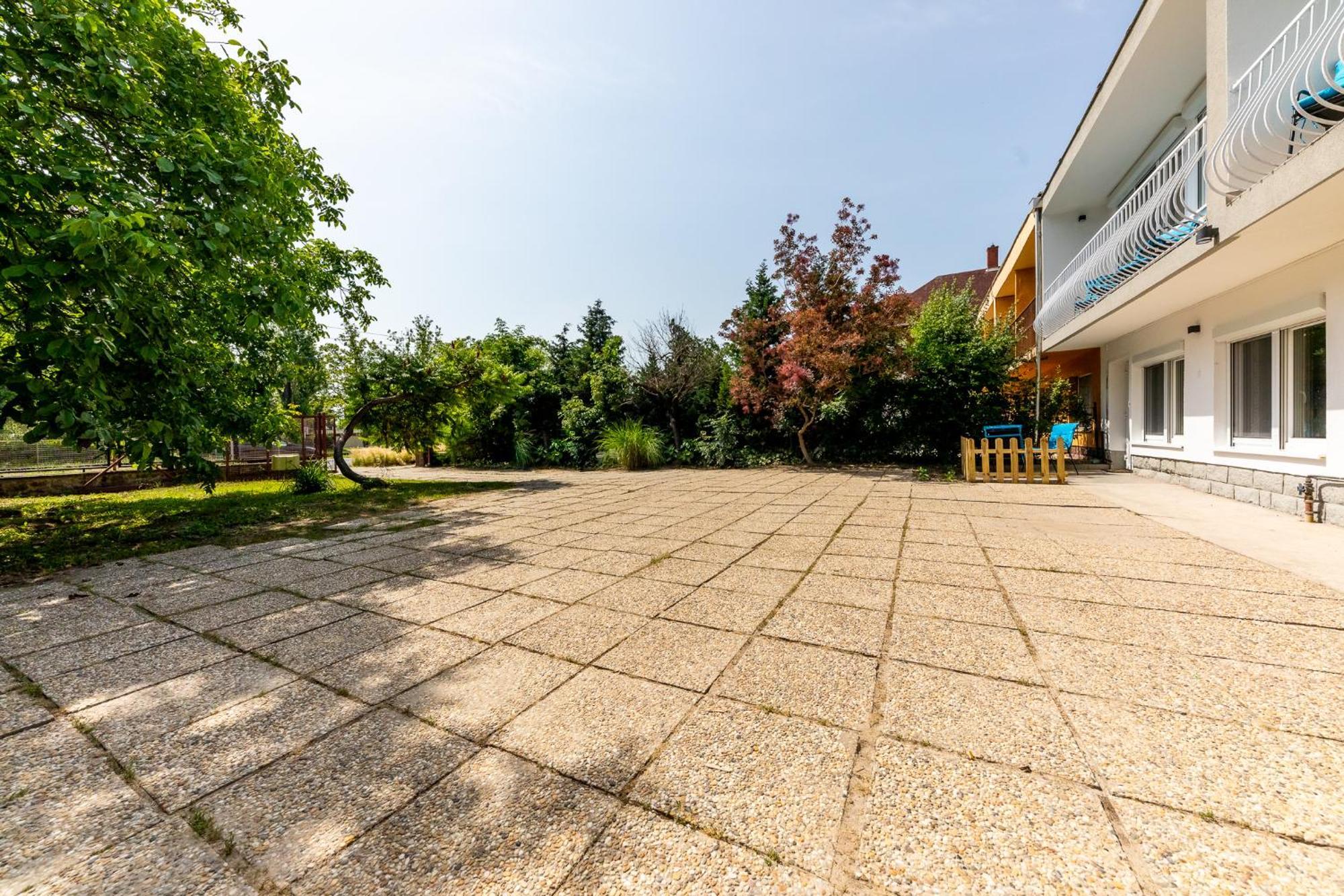 Balaton Wave Apartments Balatonalmádi Exterior foto